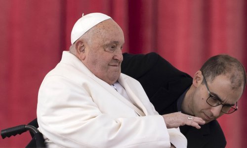 Vatikan se opet oglasio: Papa Franjo neće se pojaviti u javnosti