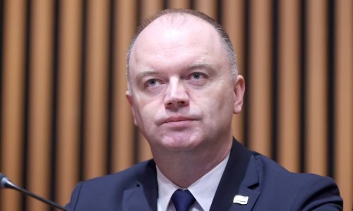 Šipić o roditeljskim i rodiljnim potporama: 'Nema podjele na manje ili više vrijednu djecu'