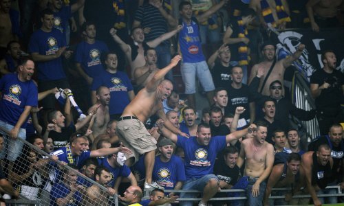 Pogledajte reakciju navijača BiH u dvorani u Tuzli kad su saznali da je Hrvatska izgubila