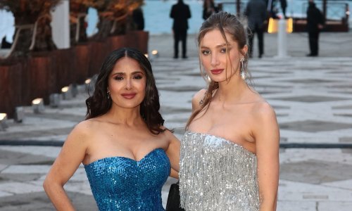 Salma Hayek otkrila je da ima prekrasnu pokćerku, fotografije otkrivaju u kakvom su odnosu