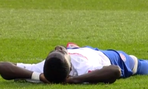 Oduševio je, a potom zabrinuo Poljud. Ostao je ležati na travnjaku