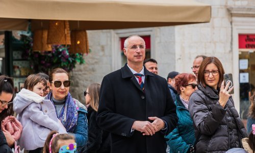 Puljak: 'Građani Splita određivat će što će pisati na ulicama i trgovima, nitko drugi'
