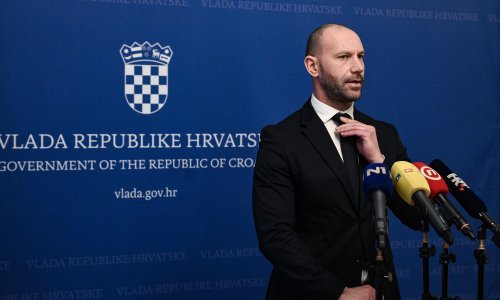 Habijan obišao Središnju pismohranu zemljišnih knjiga; slijedi najvažniji dio projekta