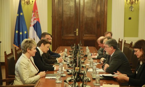 Picula: 'Srbija se nalazi u neproglašenom izvanrednom stanju'