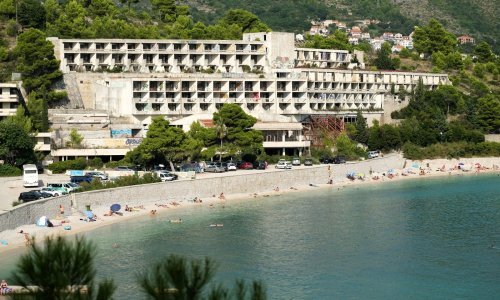Ugledni Guardian raspisao se o kultnom Titovom odmaralištu pored Dubrovnika; ruglo postaje luksuzan resort