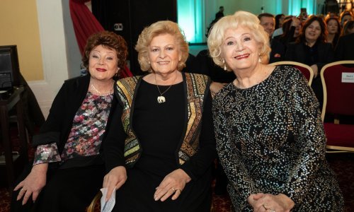 Uoči velikog finala Dore: Glazbene zvijezde dočarale 60-e u Opatiji