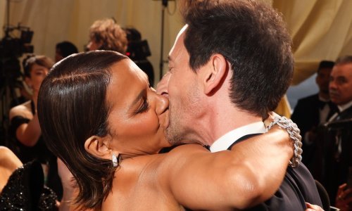 Od neočekivanog poljupca do komičnog izdanja Chalameta: Ovo su viralni trenuci s dodjele Oscara