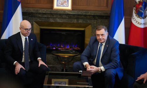 Napeto stanje: Vučević u Banjoj Luci u ime Srbije dao 'apsolutnu potporu' Dodiku