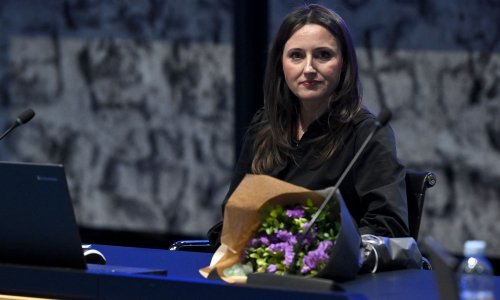 Sutra Dan žena: Žene u Vladi dobile bukete cvijeća