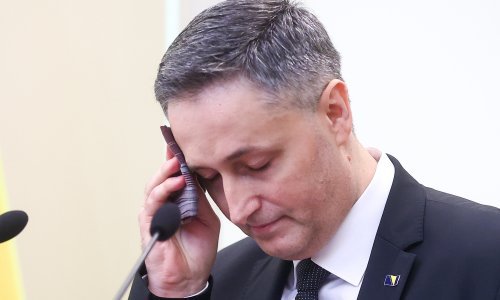 Bećirović: Ruši se država, pozivam NATO i EUFOR da rasporede snage diljem BiH