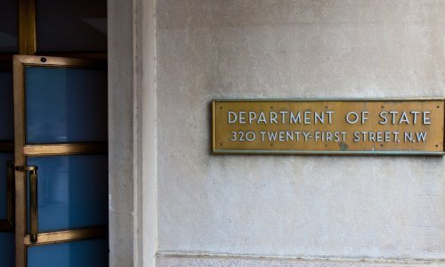 Skandal u State Departmentu, uhićen zaposlenik