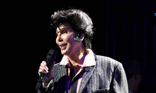 Cher kakvu još niste vidjeli: Na pozornici postala gotovo neprepoznatljivom