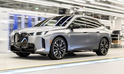 Osvježeni BMW iX krenuo u proizvodnju: Premium potpuno električni SAV uskoro dolazi