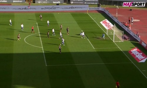 Pogledajte konfuziju na Poljudu! Lopta metar u golu, suci nisu vidjeli, a onda je VAR šokirao Goricu