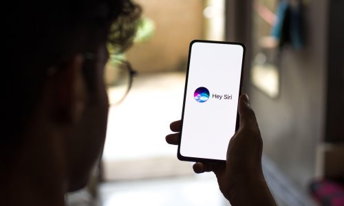 Željeli ste pametniju Siri? Nažalost, morat ćete pričekati do 2026.