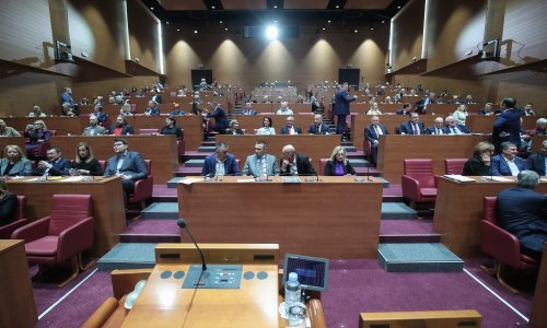 Saborski zastupnici o opasnom otpadu: 'Država se poigrava sa zdravljem naših ljudi'