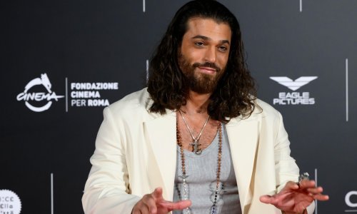 Zgodni Turčin sve je zapalio: Fotografija s poznatim glumcem izazvala delirij