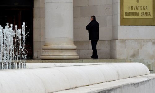 HNB blago revidirao prognoze gospodarskog rasta i inflacije za 2025. godinu