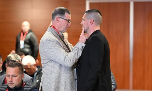 Pogledajte kako je završio 'bliski susret' Jurice Buljata i Rene Sinovčića