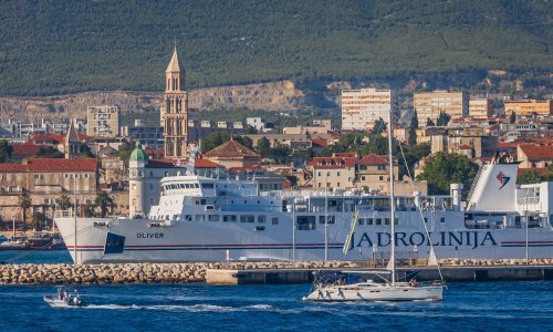 Nova muka za Jadroliniju: Stanovnici Lastova opet odsječeni od svijeta