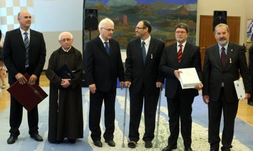 Josipović iz zahvalnosti odlikovao Mladena Bajića