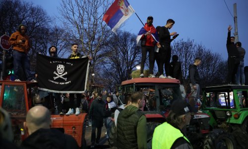 Incidenti na prosvjedu u Beogradu: Zašto je prekinuta tišina na Slaviji?