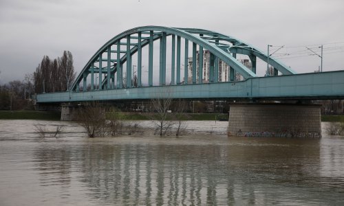 Sava se izlila iz korita između Zagreba i Siska