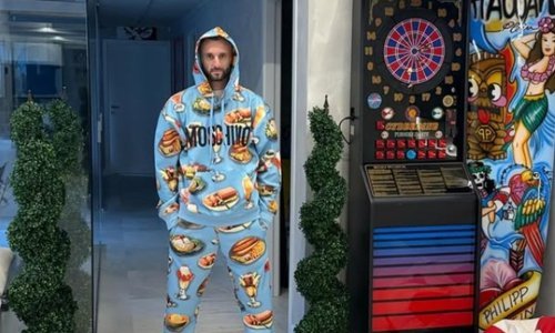 Brozović šokirao i nasmijao stajlingom. Javili mu se Modrić, Lovren, Subašić...