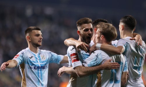 Sjajna Rijeka razbila Hajduk i preuzela vrh. Pogledajte golove i sporne situacije