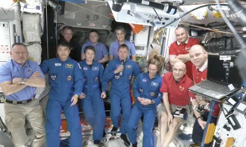 Nakon više od devet mjeseci u svemiru, Butch i Suni napokon se vraćaju. Ovo je plan