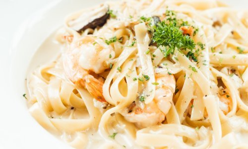 Ne bacajte ostatke pečene piletine: Ova tjestenina gotova je u tri koraka