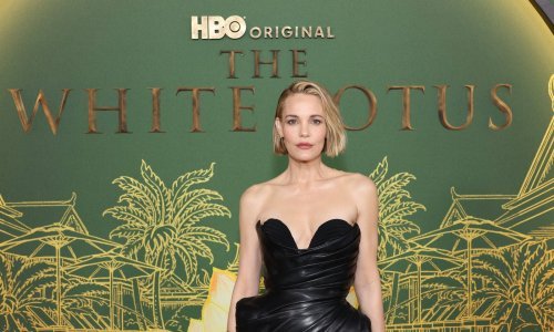 Mnogi su tek sad shvatili da je lijepa zvijezda 'Bijelog lotosa' u vezi s kolegom iz serije