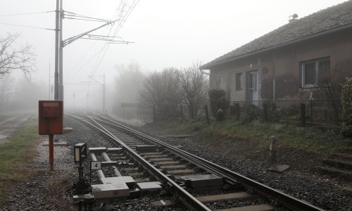 Teretni vlak prošao kroz crveno: 'Strojovođa je javio da mu je otkazala kočnica'
