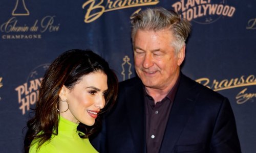 Supruga ponizila Aleca Baldwina pred kamerama: 'Kad ja govorim, ti ne govoriš!'