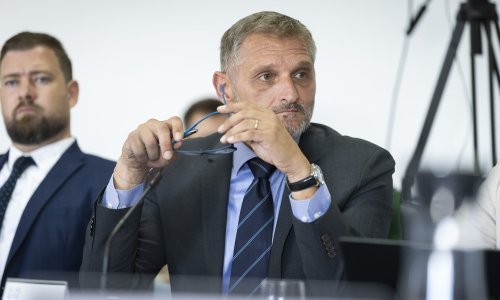 Šef Hrvatskih cesta mora srušiti sve što je bespravno izgradio na vili u Omišu