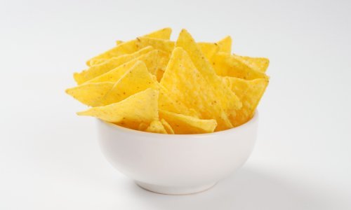 Inspektorat opozvao omiljeni čips zbog komadića drveta