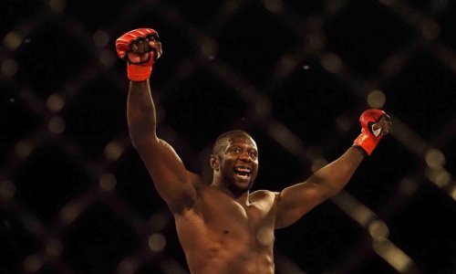 Pogledajte jedan od najbržih nokauta u povijesti MMA borbi. Potez je razljutio navijače