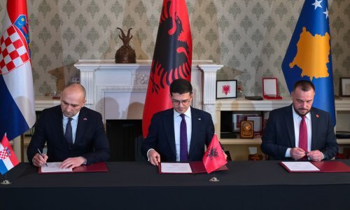 Ovo je deklaracija zbog koje je Vučić pobjesnio: 'Hrvatska i Albanija otvorile su trku u naoružanju!'