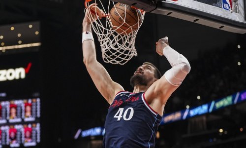 Čudesni Zubac opet oduševio Amerikance. Imao je čak 20 skokova