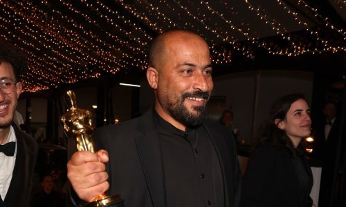 Napadnut i uhićen redatelj Oscarom nagrađenog filma 'Jedina zemlja': 'Nema mu traga!'