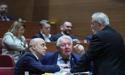 Tko je kupovao trezorce i obveznice: Neki su političari uložili puno novca