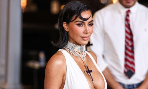 Nekad moćni Nike tone sve dublje i dublje: Slamku spasa traže u Kim Kardashian