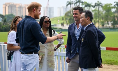 Ruši se kula od karata: Procurile neugodne poruke princa Harryja