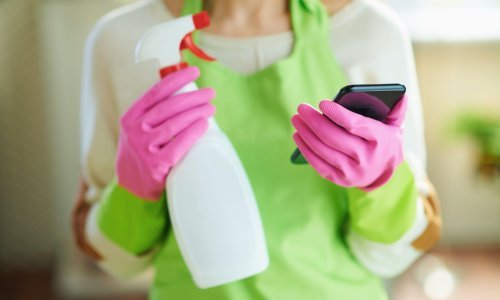 Vaš mobitel je prljaviji nego što mislite: Evo kako ga pravilno očistiti