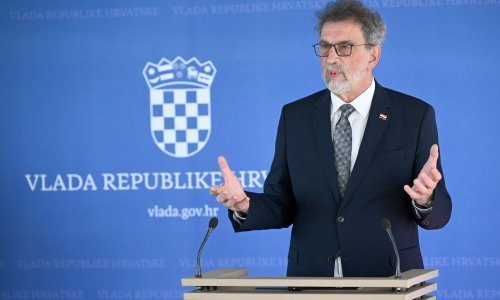 Fuchs odnos sa sindikatima usporedio s brakorazvodnom parnicom: 'Morate se ponovno ženiti da biste se rastali'