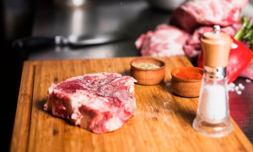 Svi su poludjeli za goveđim lojem. Stručnjaci otkrivaju je li baš toliko zdrav