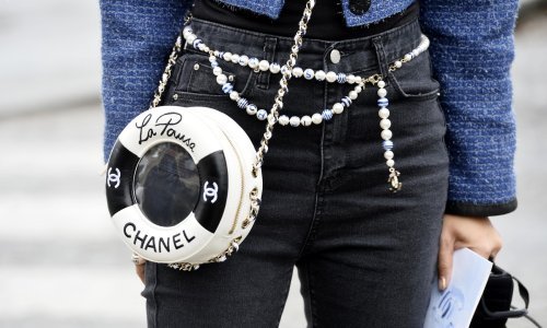 Detalj koji prkosi vremenu: Znate li čemu služi mali džep na trapericama?