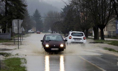 Rastu Kupa i Korana: U Karlovcu na snazi redovite mjere od polava