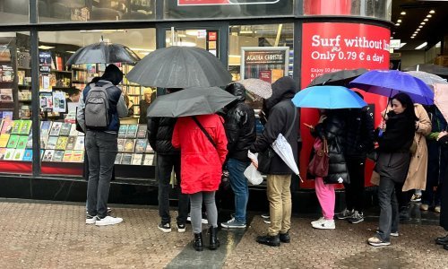 Svi žele na Thompsonov koncert: Pogledajte gužvu koja se stvorila u Zagrebu