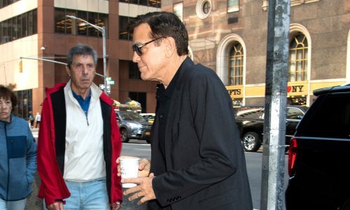 George Clooney nastavlja 'nervirati' svoju Amal